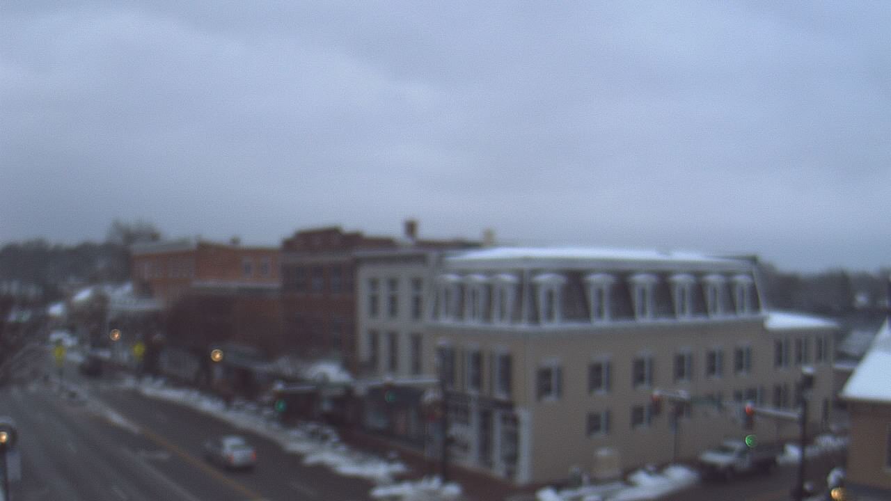 Thumbnail for current weather camera view from LCNB in Lebanon, Ohio