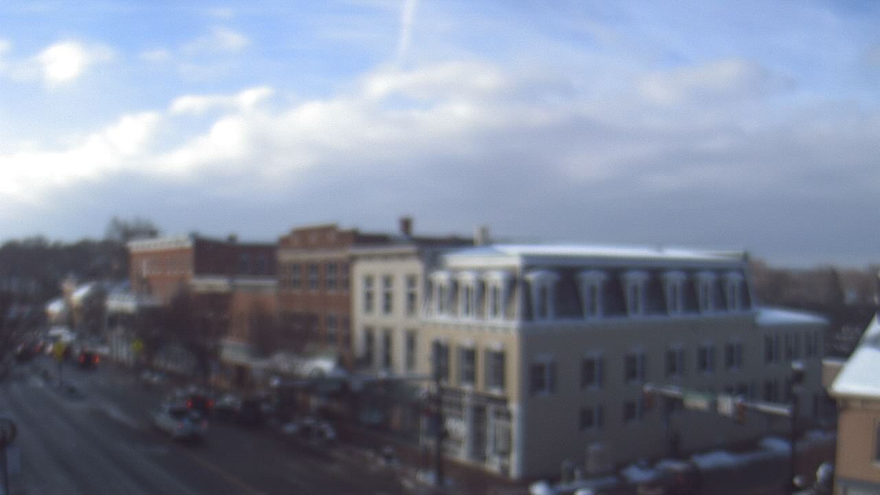 Thumbnail for current weather camera view from LCNB in Lebanon, Ohio