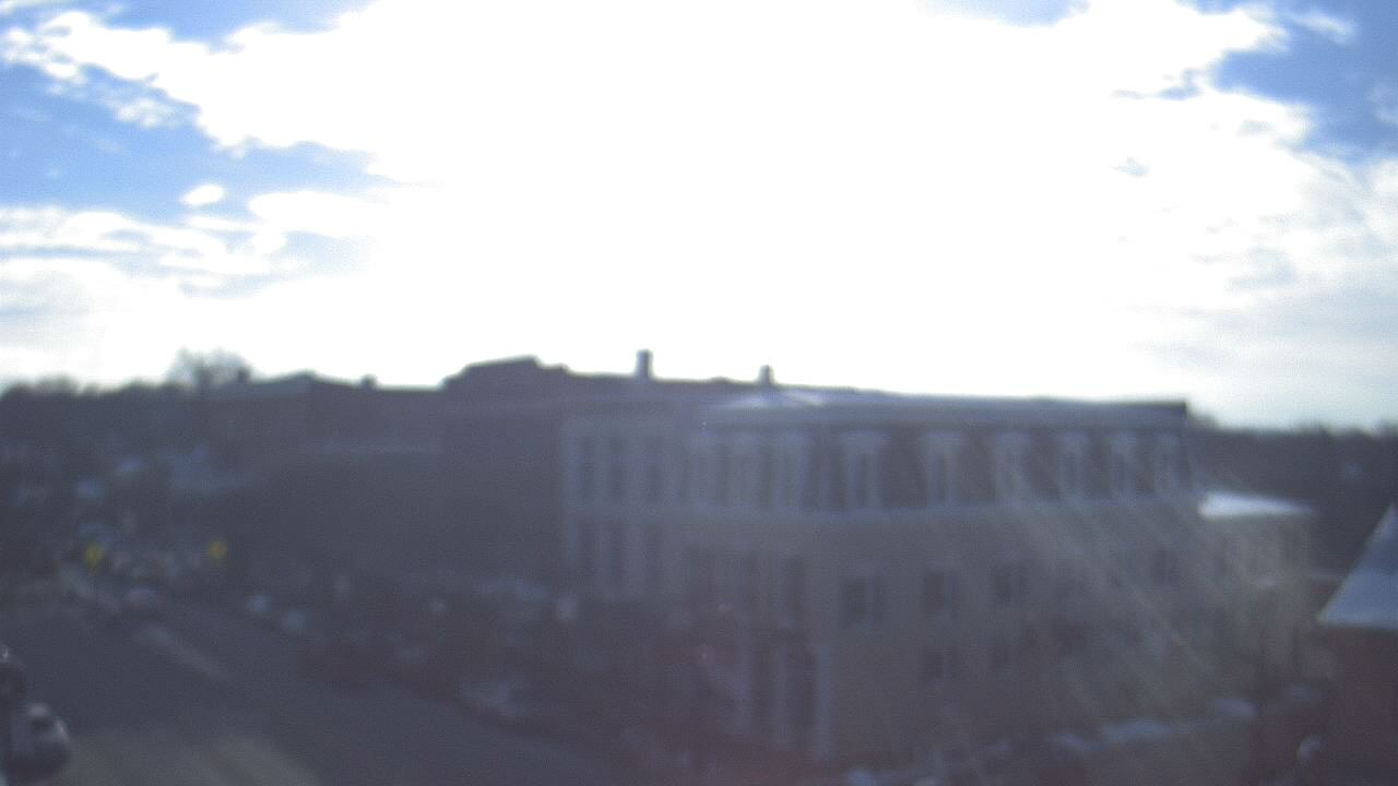 Thumbnail for current weather camera view from LCNB in Lebanon, Ohio