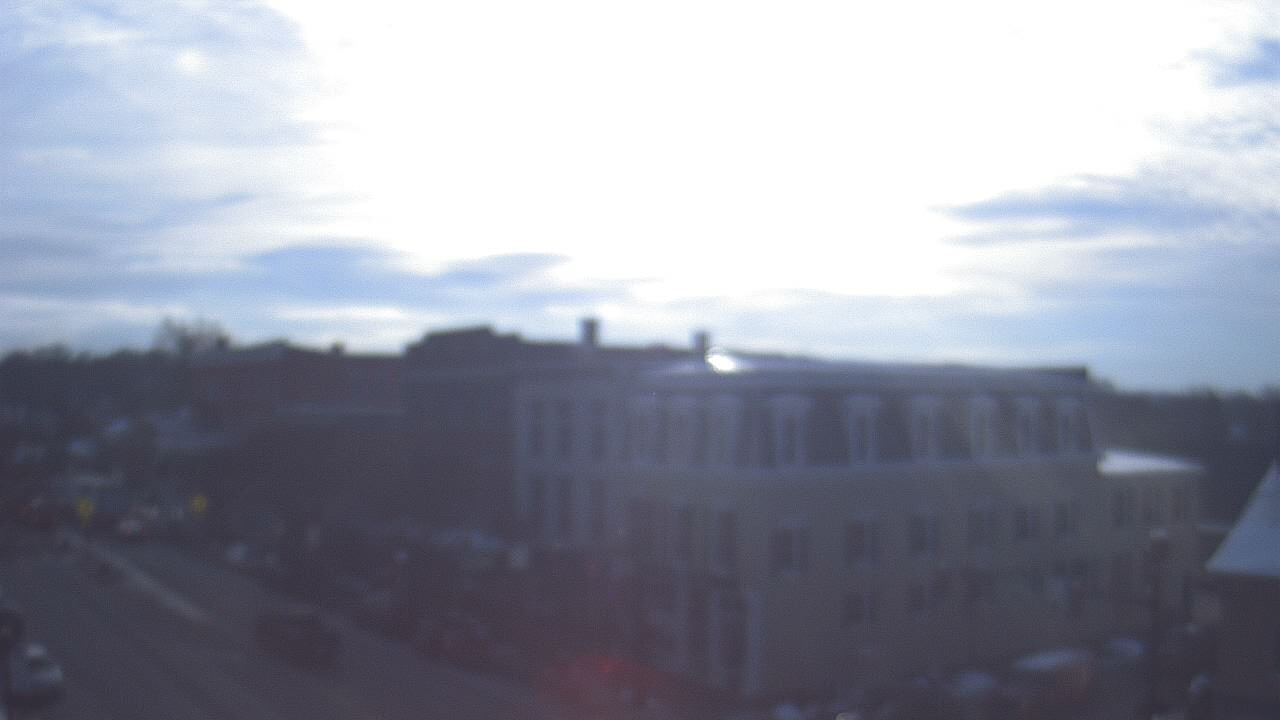 Thumbnail for current weather camera view from LCNB in Lebanon, Ohio