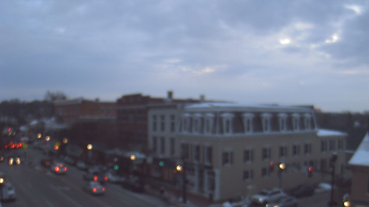 Thumbnail for current weather camera view from LCNB in Lebanon, Ohio