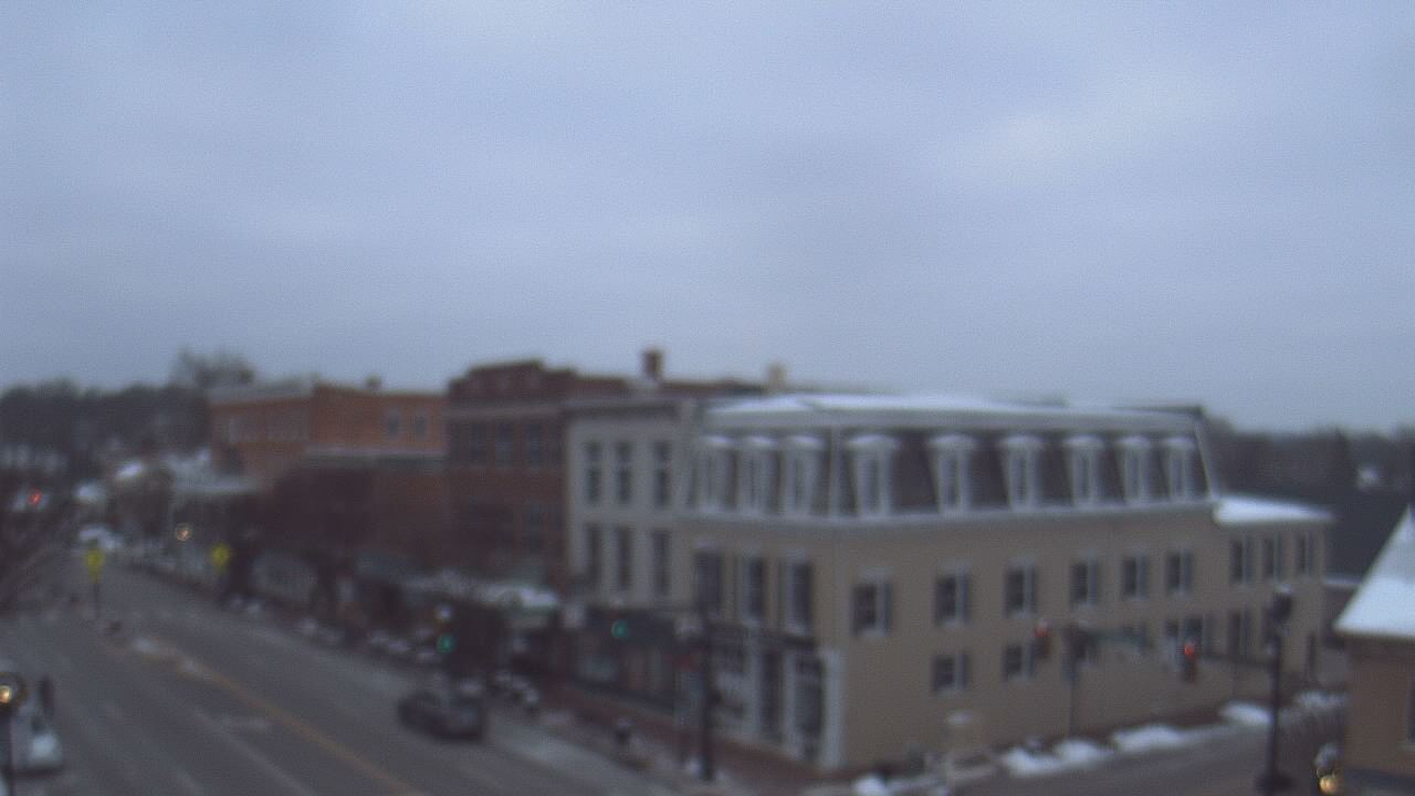 Thumbnail for current weather camera view from LCNB in Lebanon, Ohio