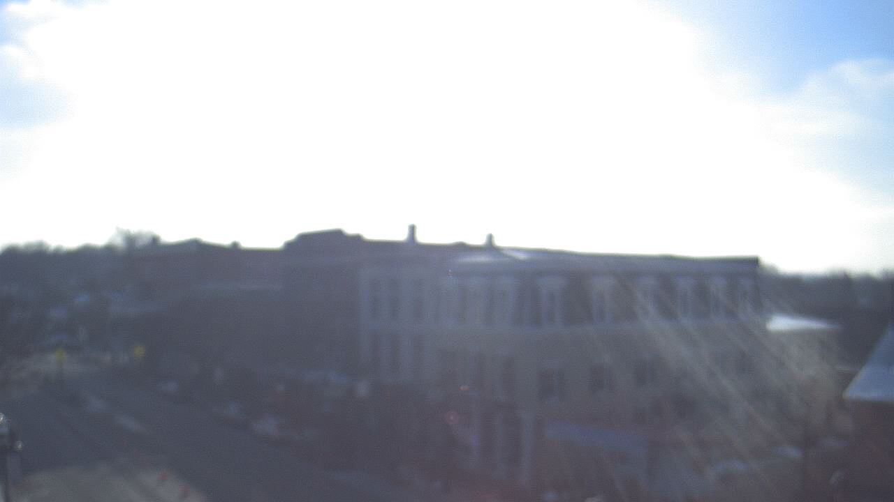 Thumbnail for current weather camera view from LCNB in Lebanon, Ohio