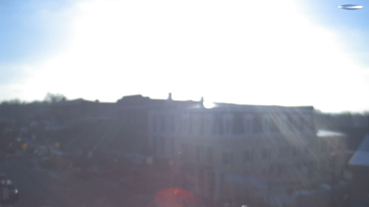 Thumbnail for current weather camera view from LCNB in Lebanon, Ohio