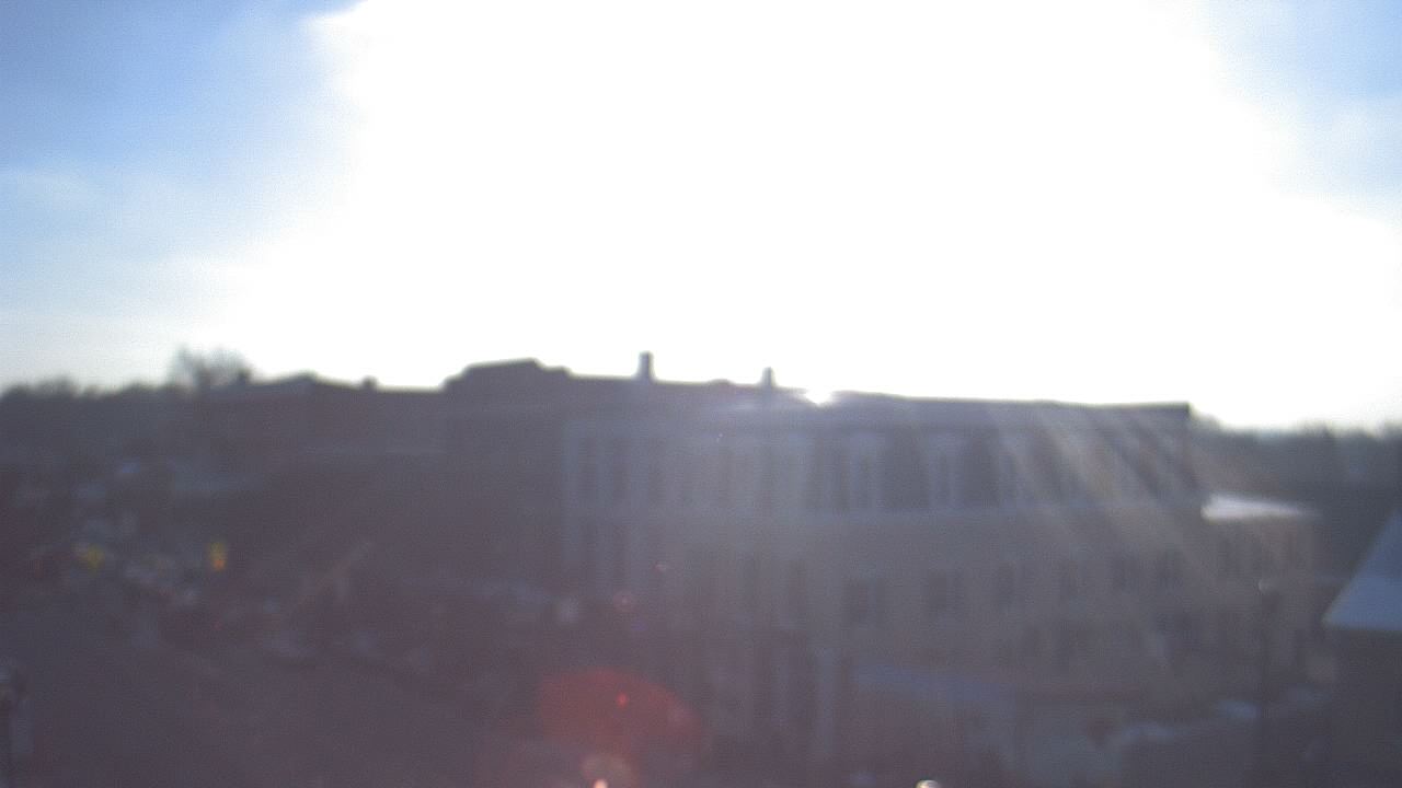 Thumbnail for current weather camera view from LCNB in Lebanon, Ohio