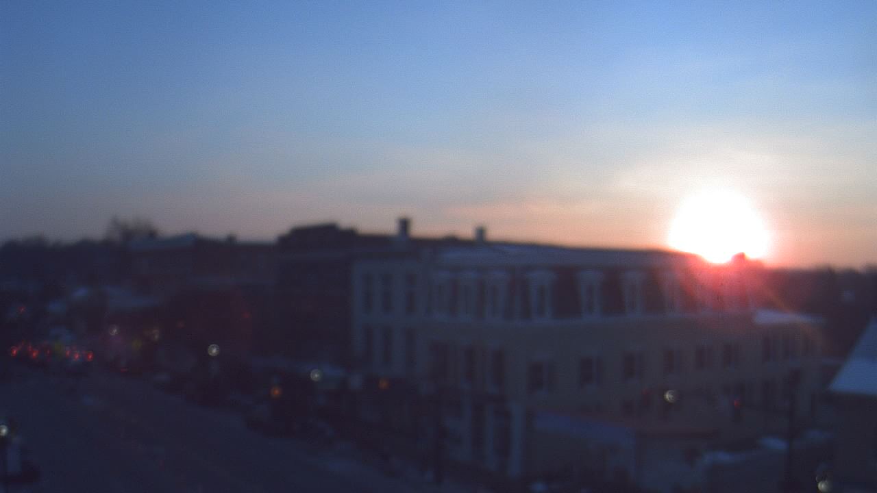 Thumbnail for current weather camera view from LCNB in Lebanon, Ohio