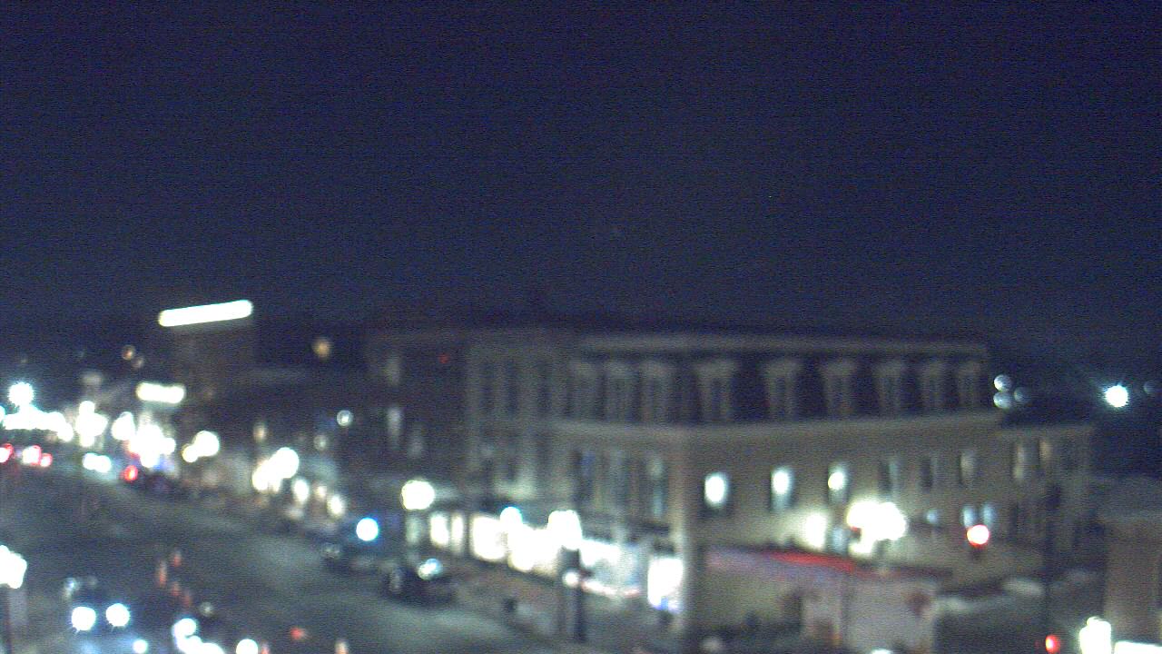 Thumbnail for current weather camera view from LCNB in Lebanon, Ohio