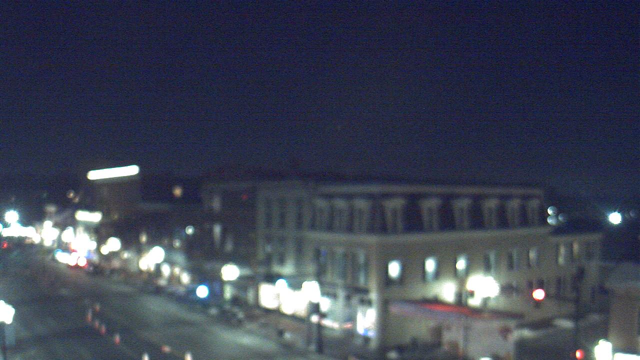 Thumbnail for current weather camera view from LCNB in Lebanon, Ohio