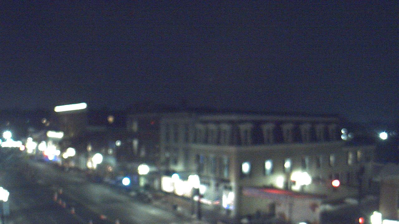 Thumbnail for current weather camera view from LCNB in Lebanon, Ohio