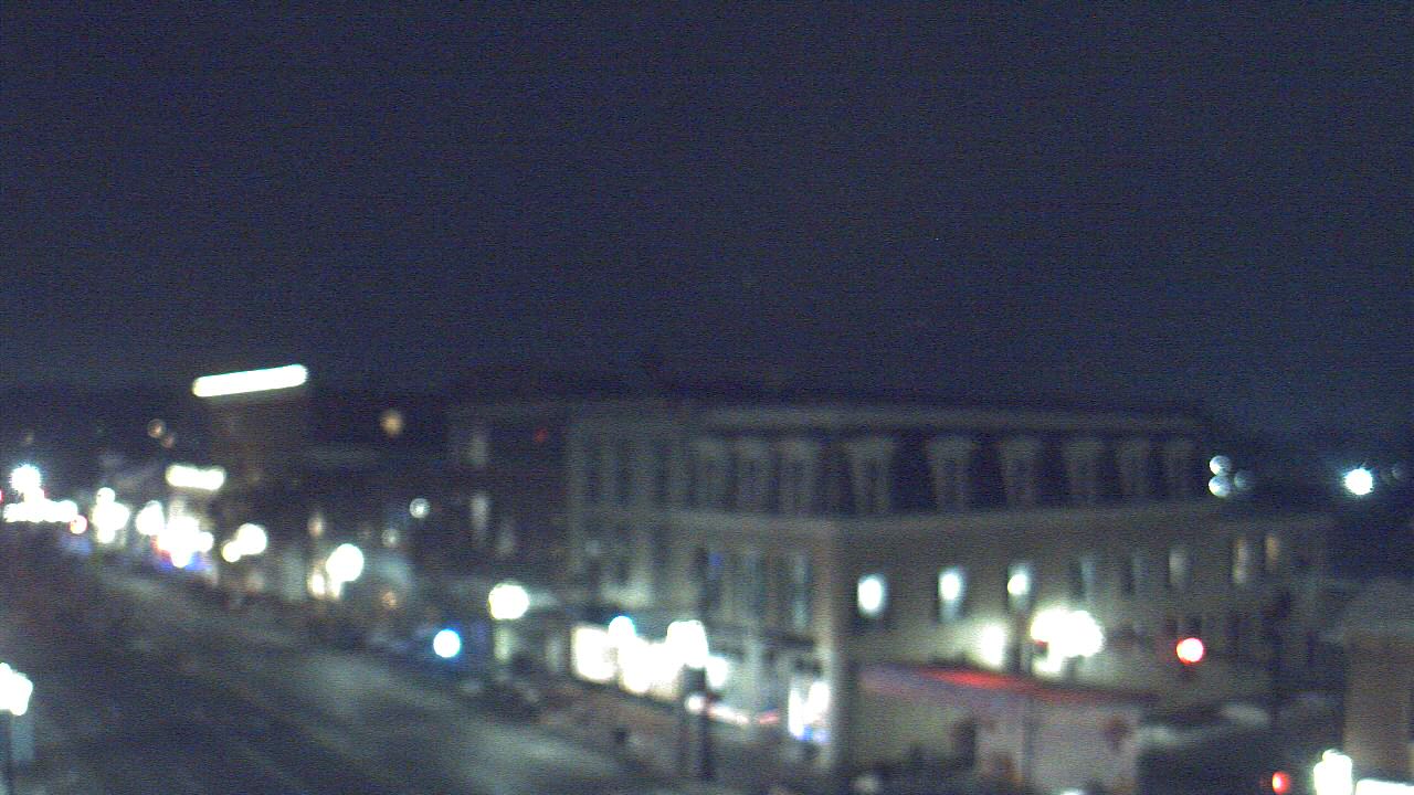 Thumbnail for current weather camera view from LCNB in Lebanon, Ohio