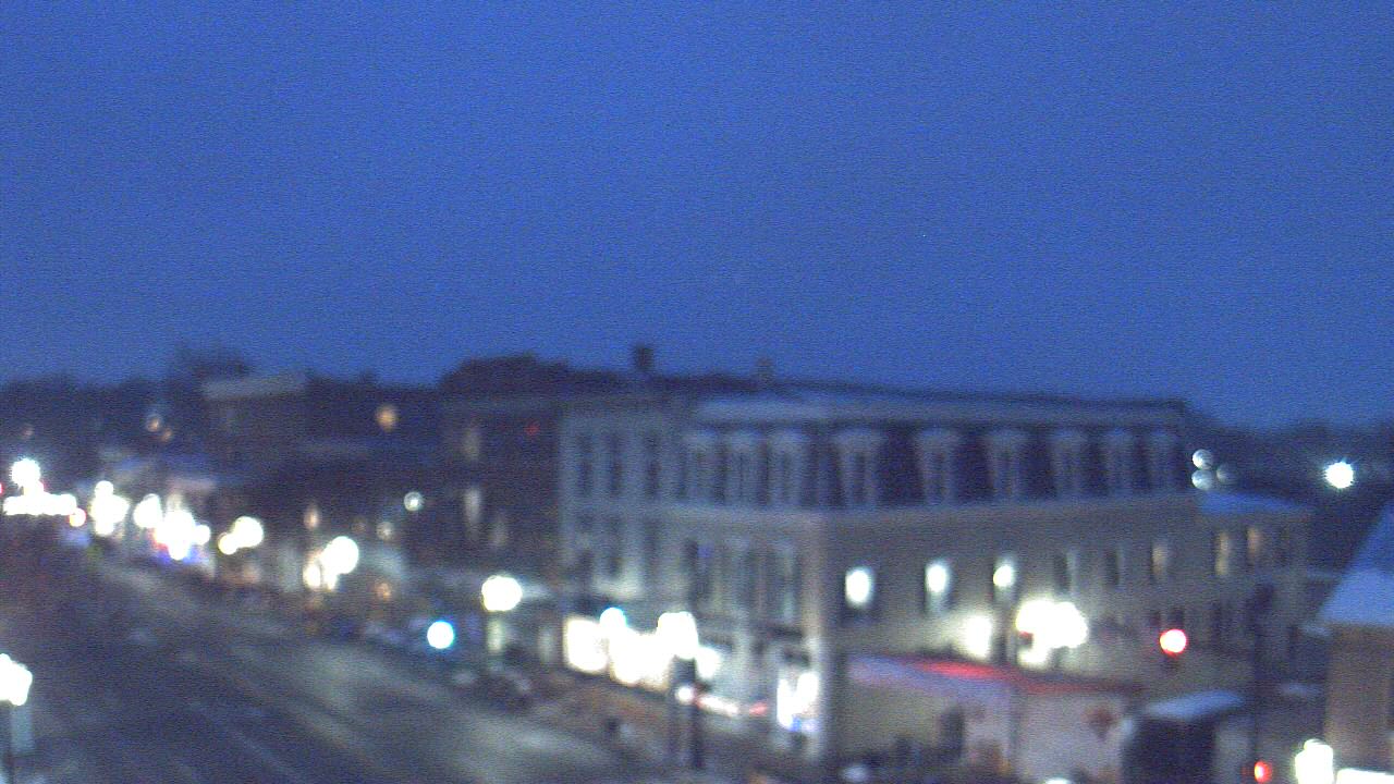 Thumbnail for current weather camera view from LCNB in Lebanon, Ohio