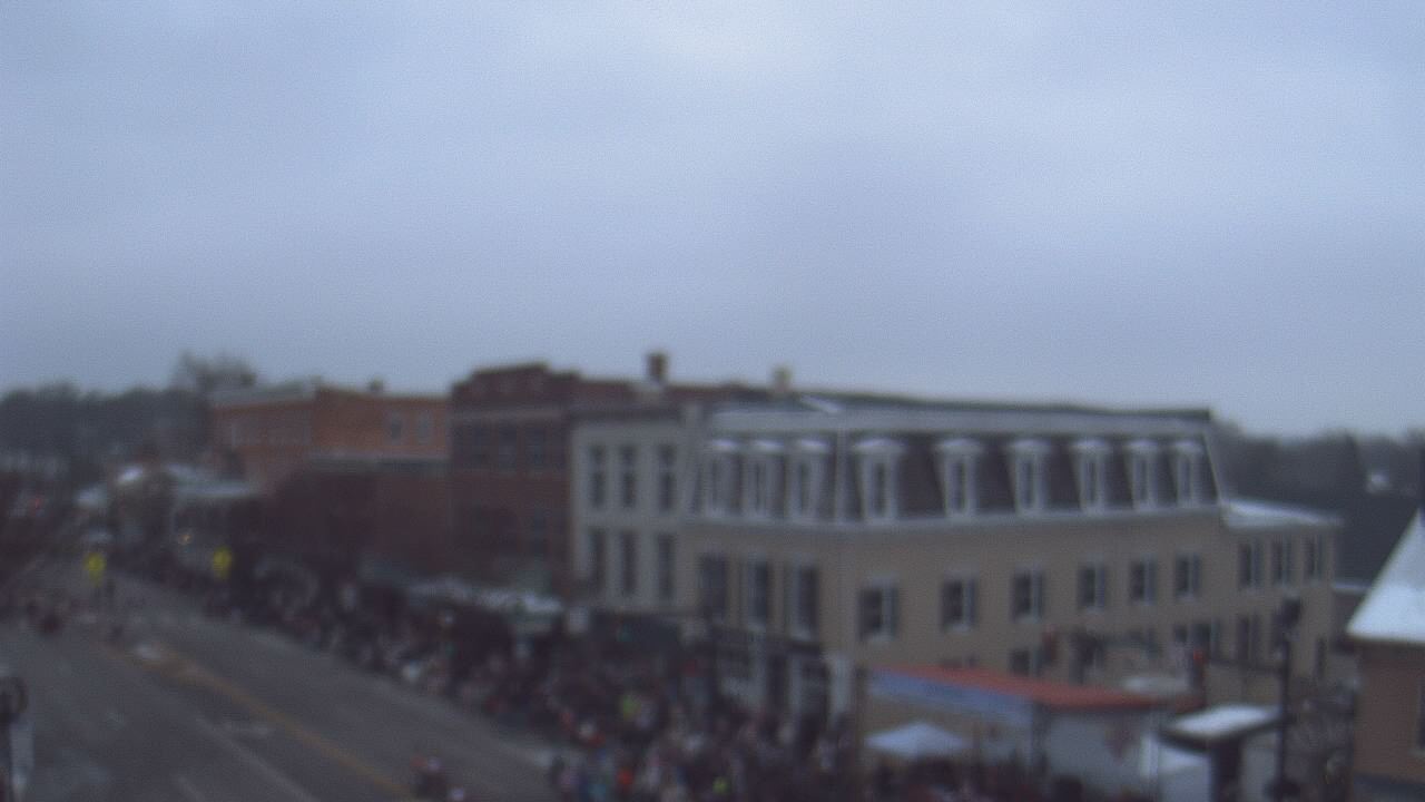 Thumbnail for current weather camera view from LCNB in Lebanon, Ohio