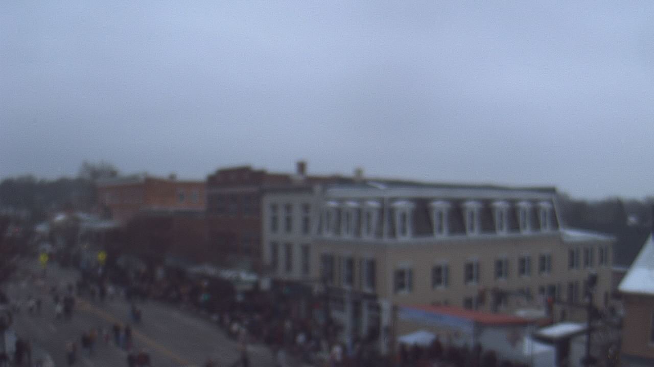 Thumbnail for current weather camera view from LCNB in Lebanon, Ohio