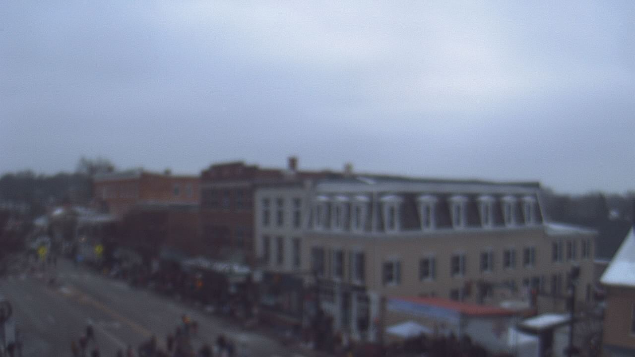 Thumbnail for current weather camera view from LCNB in Lebanon, Ohio