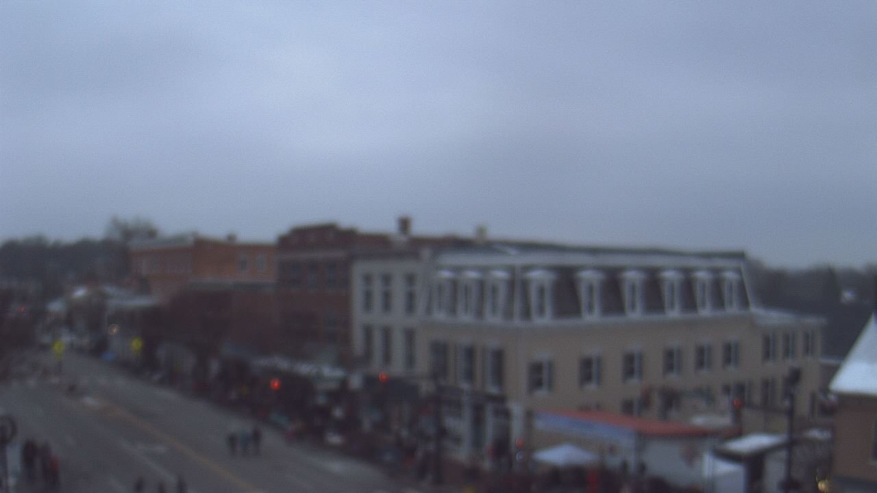 Thumbnail for current weather camera view from LCNB in Lebanon, Ohio