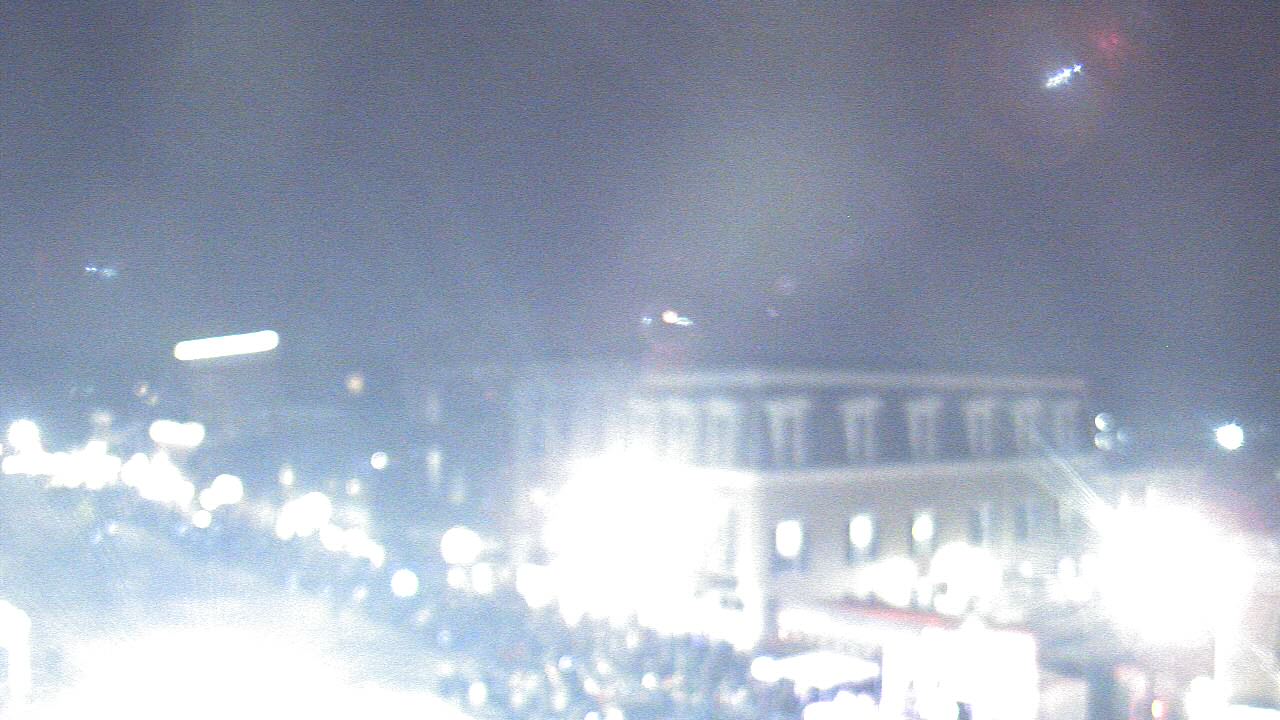 Thumbnail for current weather camera view from LCNB in Lebanon, Ohio