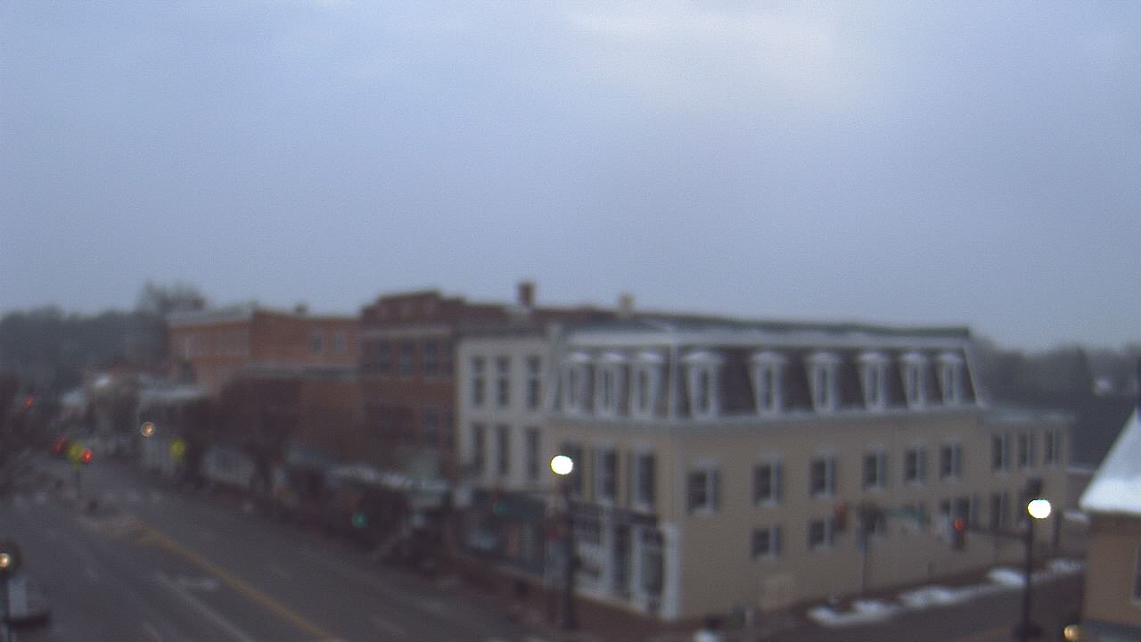 Thumbnail for current weather camera view from LCNB in Lebanon, Ohio