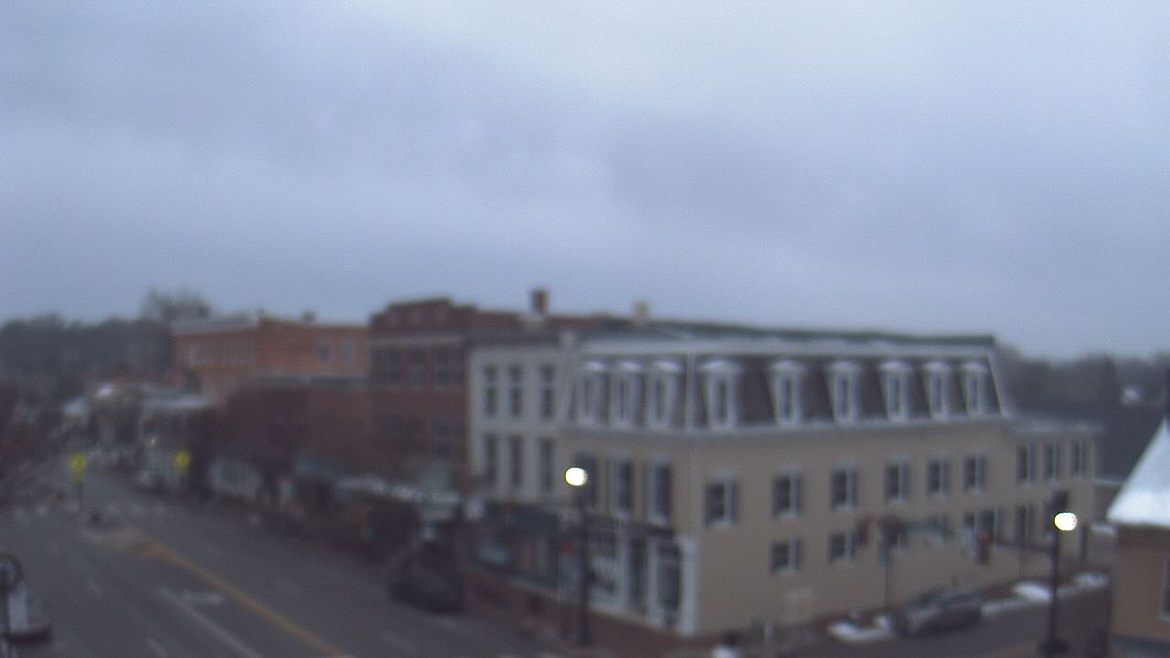 Thumbnail for current weather camera view from LCNB in Lebanon, Ohio