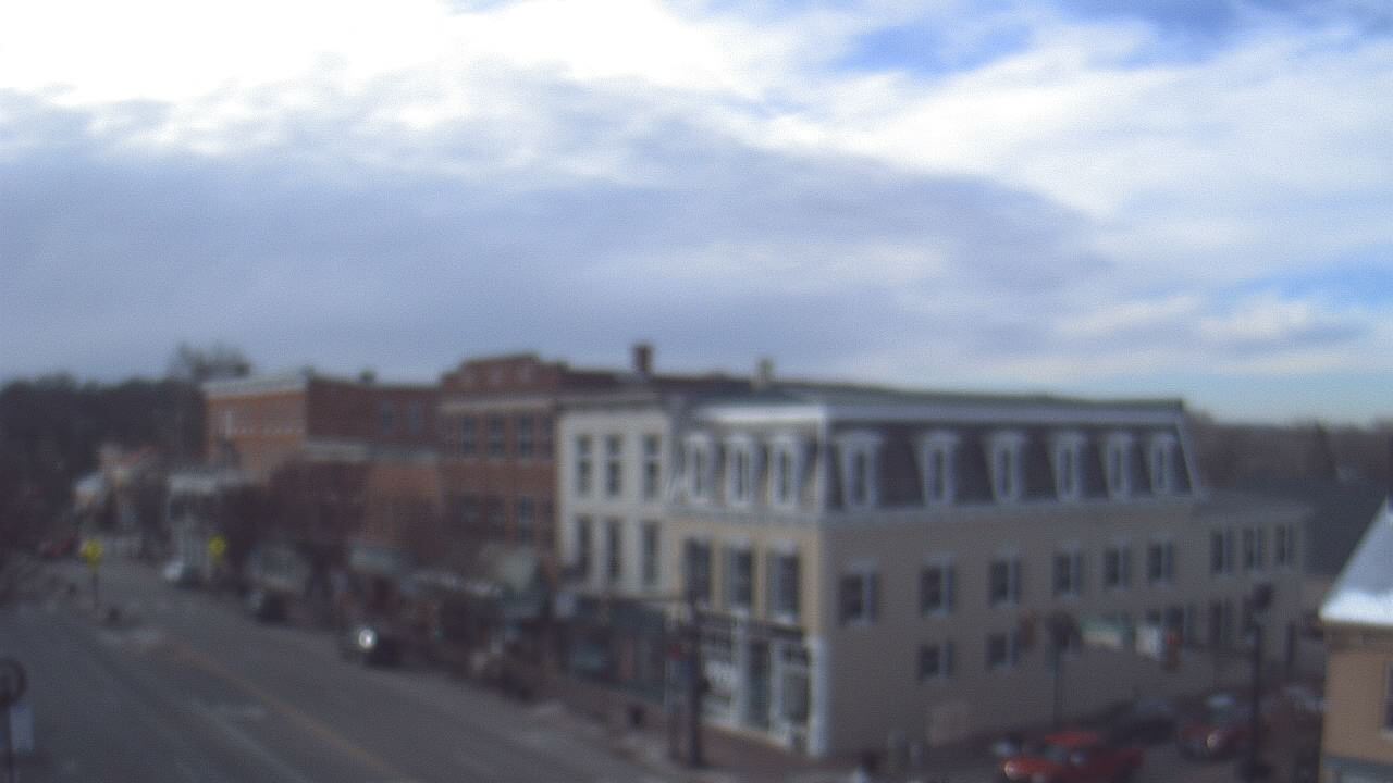 Thumbnail for current weather camera view from LCNB in Lebanon, Ohio