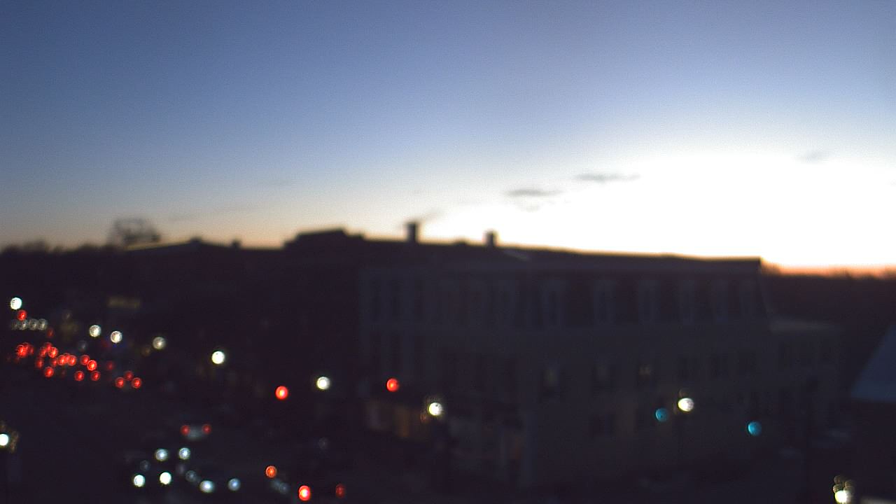 Thumbnail for current weather camera view from LCNB in Lebanon, Ohio