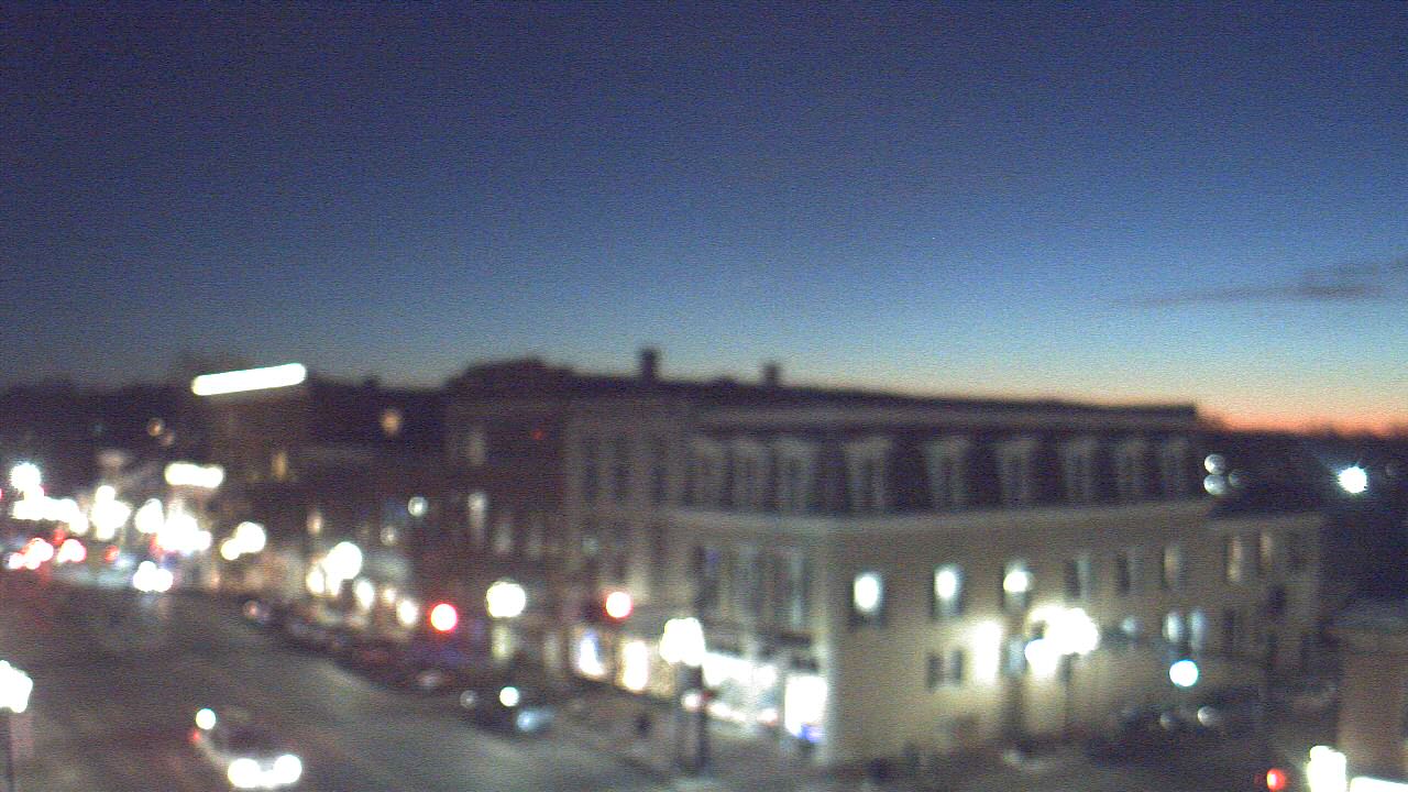 Thumbnail for current weather camera view from LCNB in Lebanon, Ohio