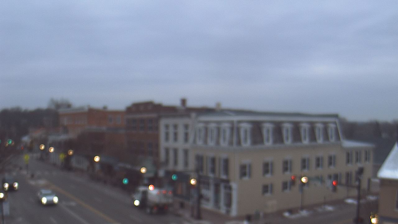 Thumbnail for current weather camera view from LCNB in Lebanon, Ohio