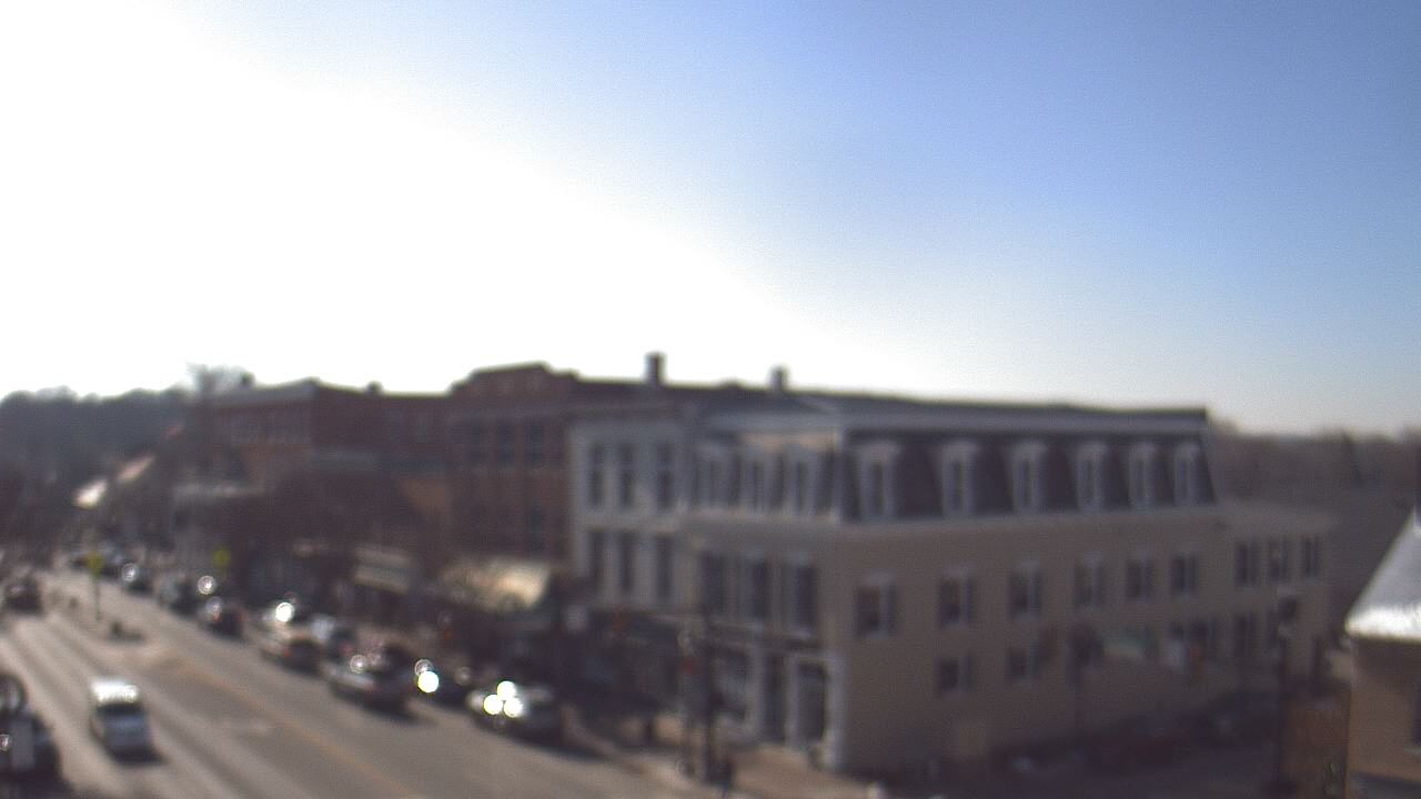 Thumbnail for current weather camera view from LCNB in Lebanon, Ohio