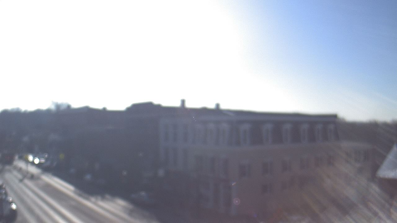 Thumbnail for current weather camera view from LCNB in Lebanon, Ohio