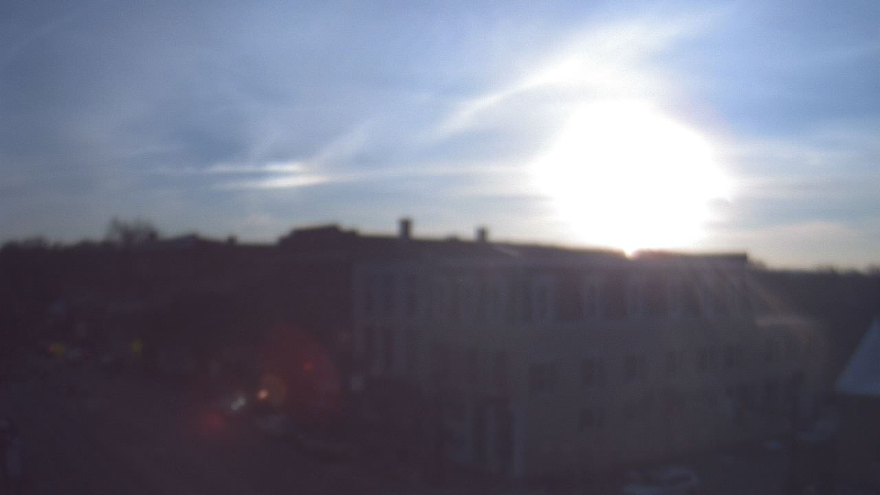 Thumbnail for current weather camera view from LCNB in Lebanon, Ohio