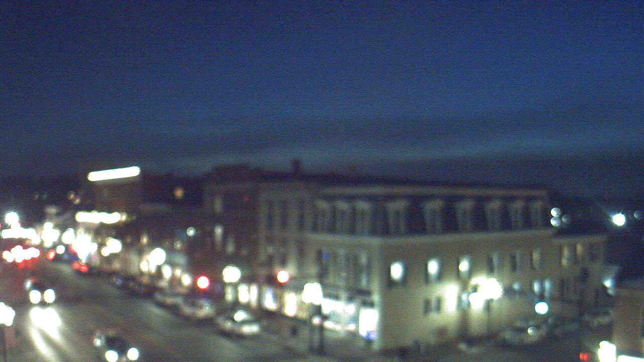 Thumbnail for current weather camera view from LCNB in Lebanon, Ohio