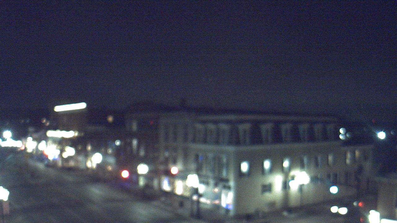 Thumbnail for current weather camera view from LCNB in Lebanon, Ohio