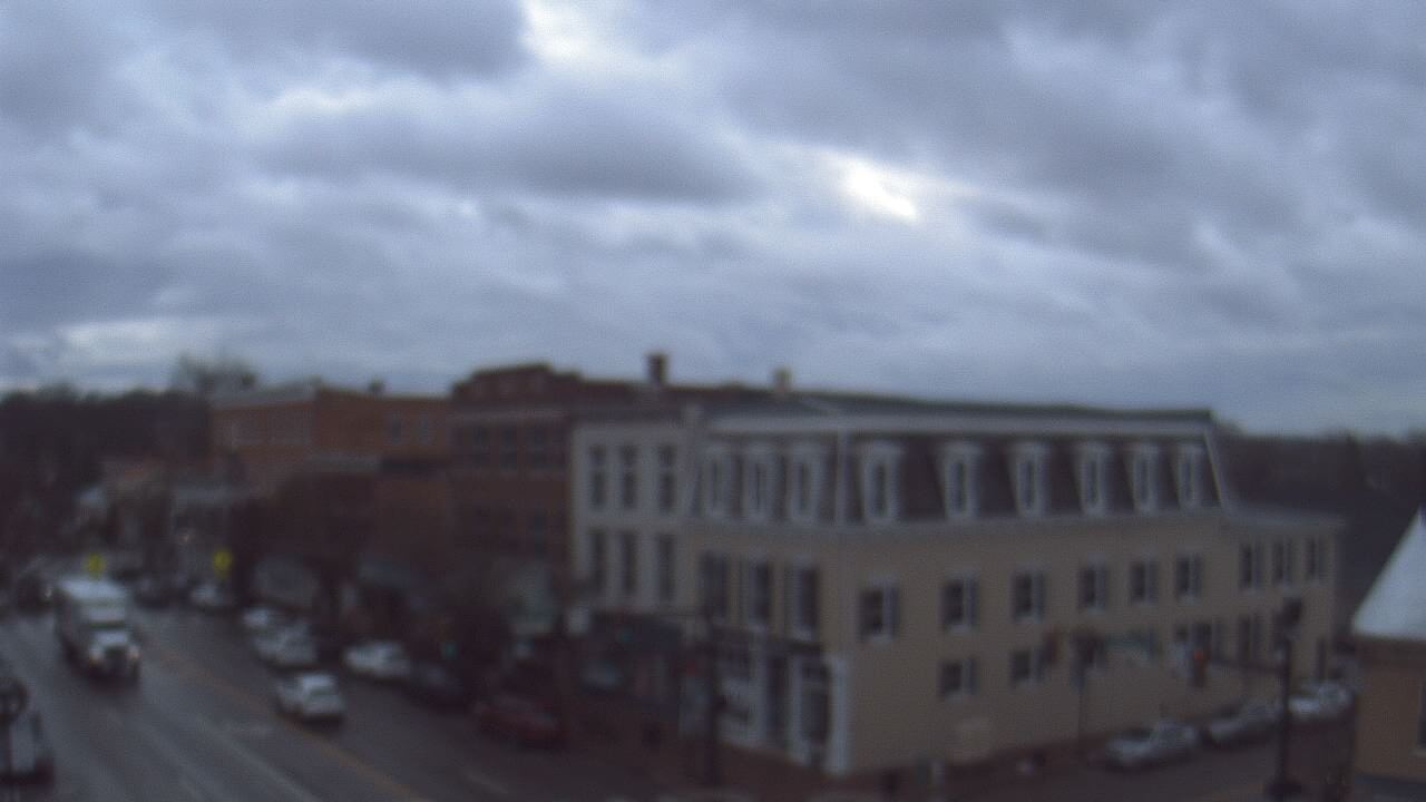 Thumbnail for current weather camera view from LCNB in Lebanon, Ohio