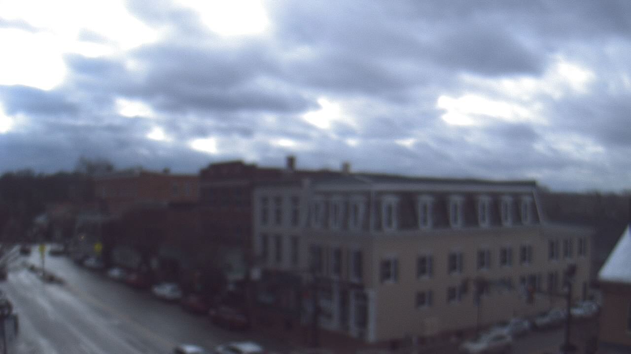 Thumbnail for current weather camera view from LCNB in Lebanon, Ohio