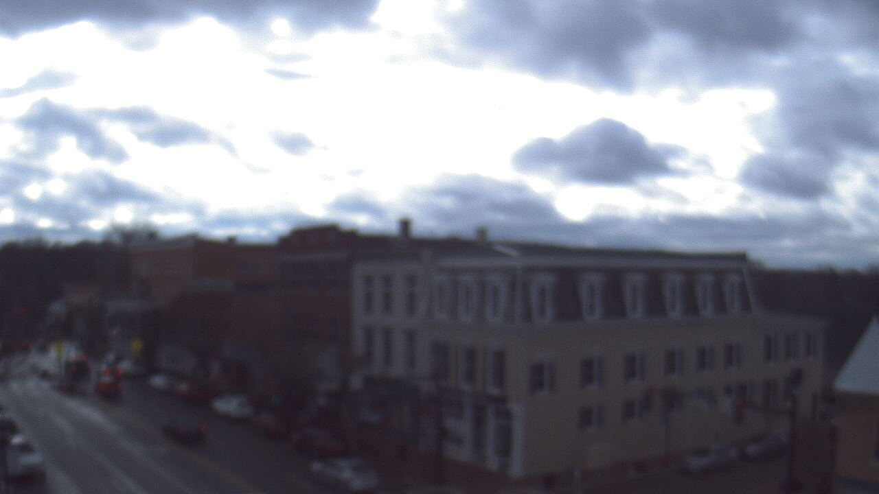 Thumbnail for current weather camera view from LCNB in Lebanon, Ohio