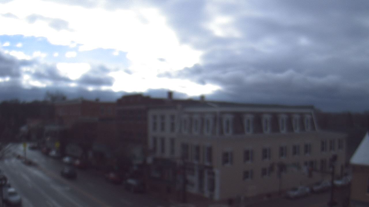 Thumbnail for current weather camera view from LCNB in Lebanon, Ohio