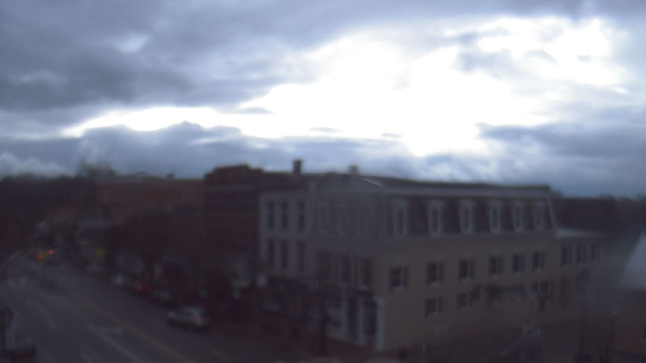 Thumbnail for current weather camera view from LCNB in Lebanon, Ohio