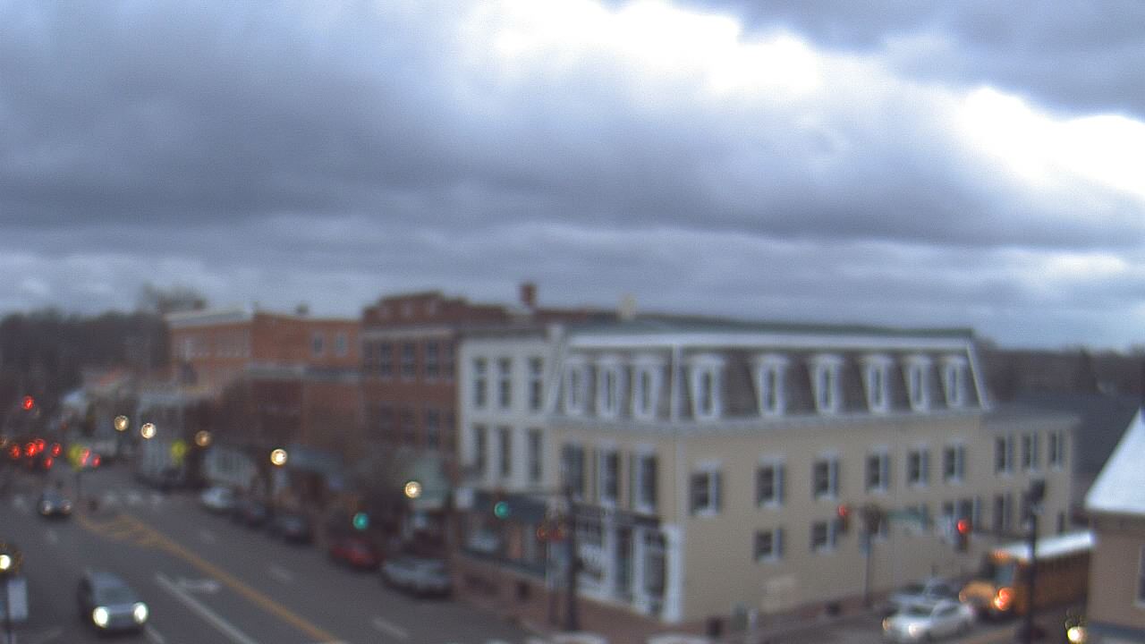 Thumbnail for current weather camera view from LCNB in Lebanon, Ohio