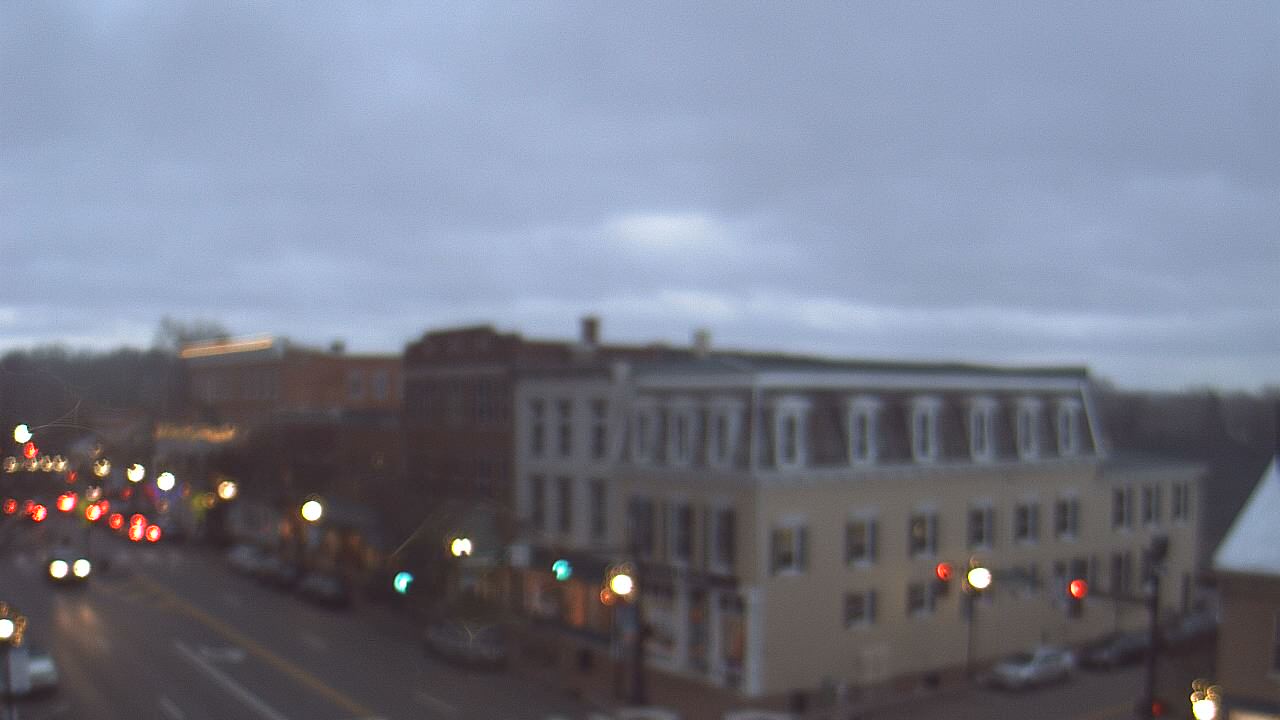 Thumbnail for current weather camera view from LCNB in Lebanon, Ohio