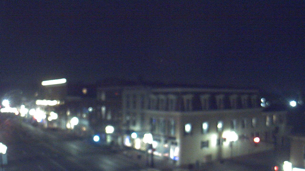 Thumbnail for current weather camera view from LCNB in Lebanon, Ohio