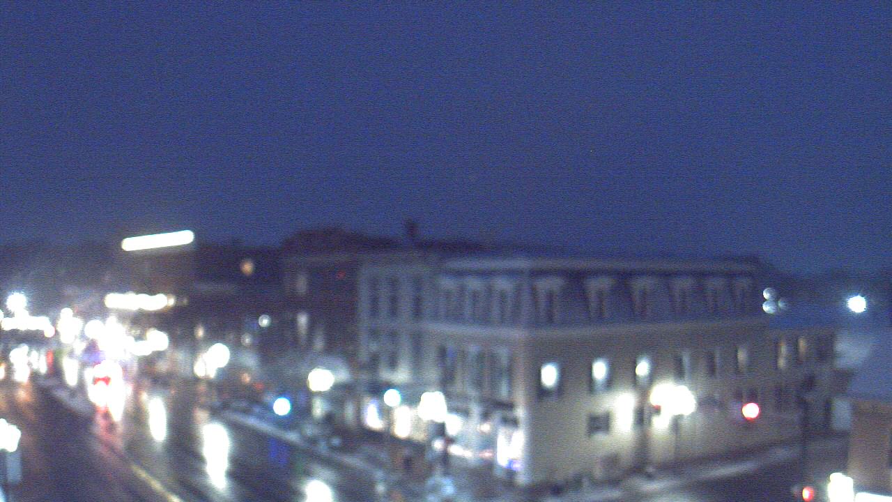 Thumbnail for current weather camera view from LCNB in Lebanon, Ohio