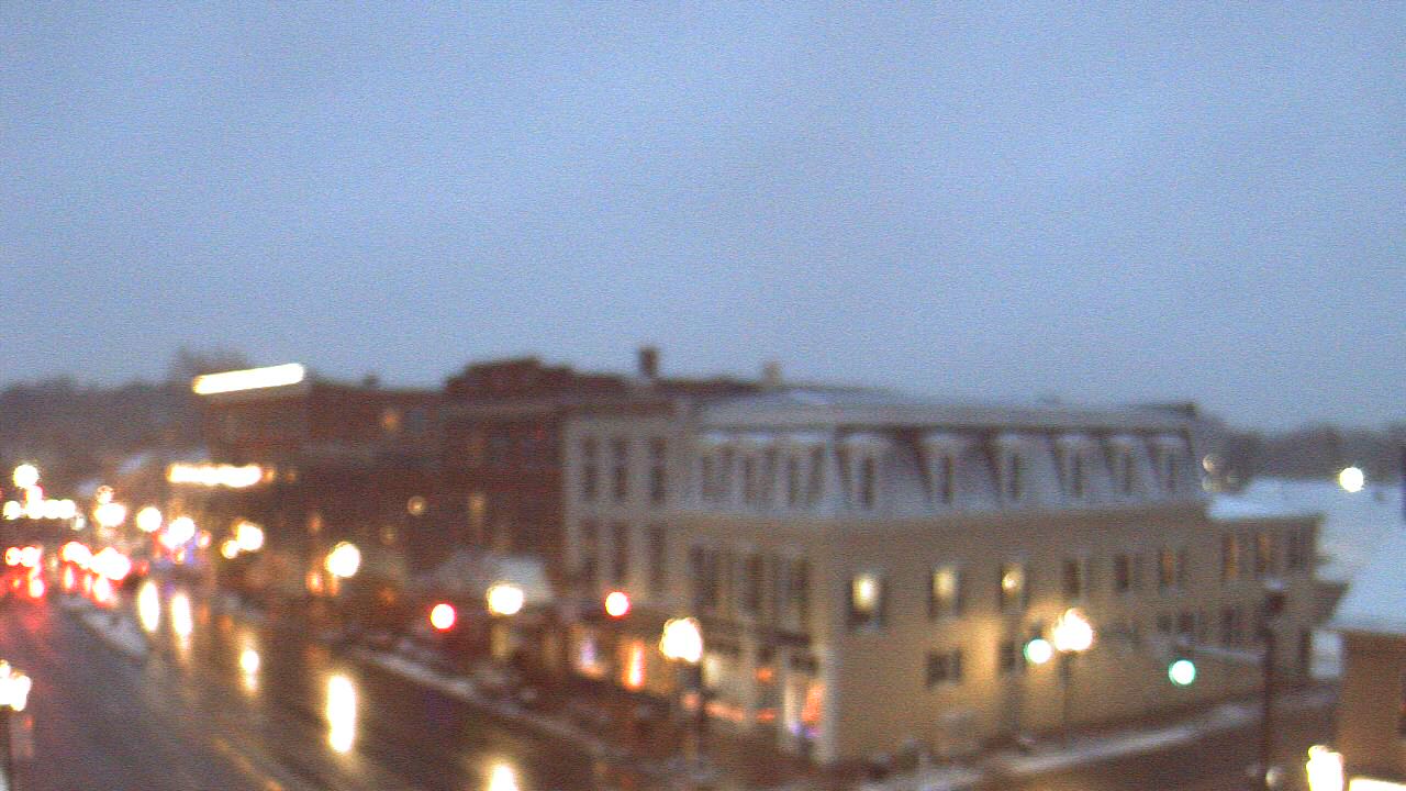 Thumbnail for current weather camera view from LCNB in Lebanon, Ohio