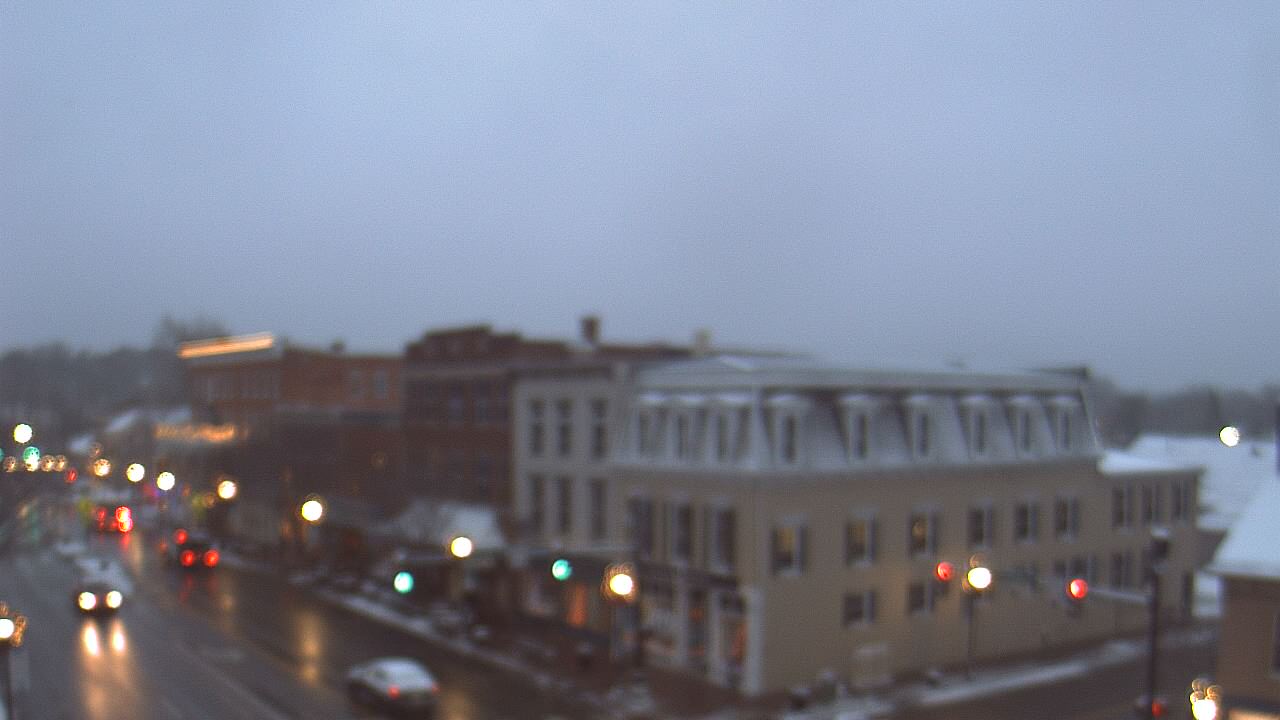 Thumbnail for current weather camera view from LCNB in Lebanon, Ohio