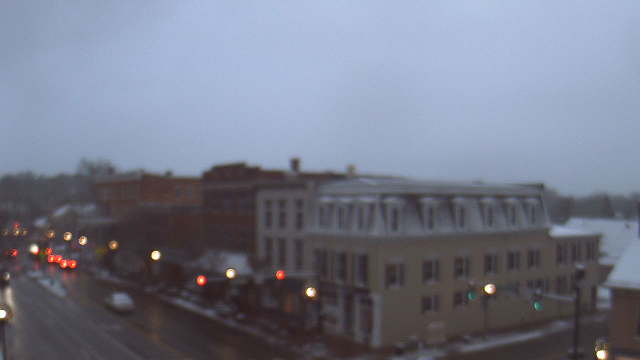 Thumbnail for current weather camera view from LCNB in Lebanon, Ohio