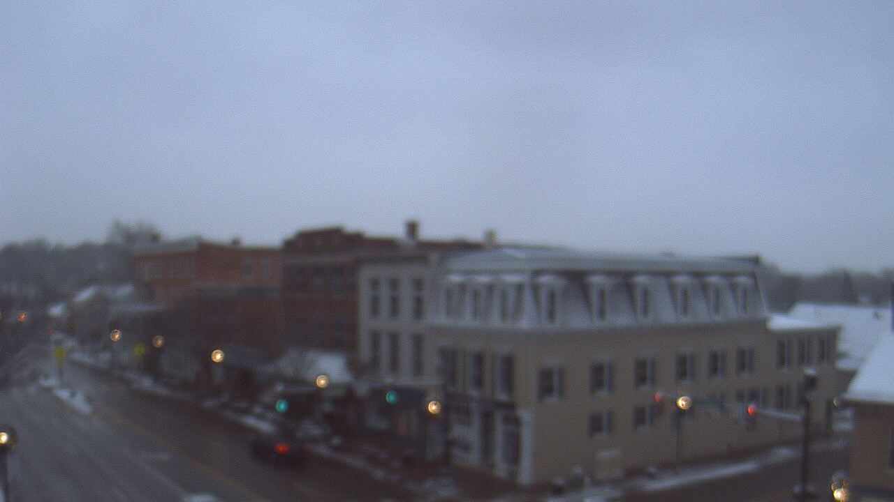 Thumbnail for current weather camera view from LCNB in Lebanon, Ohio