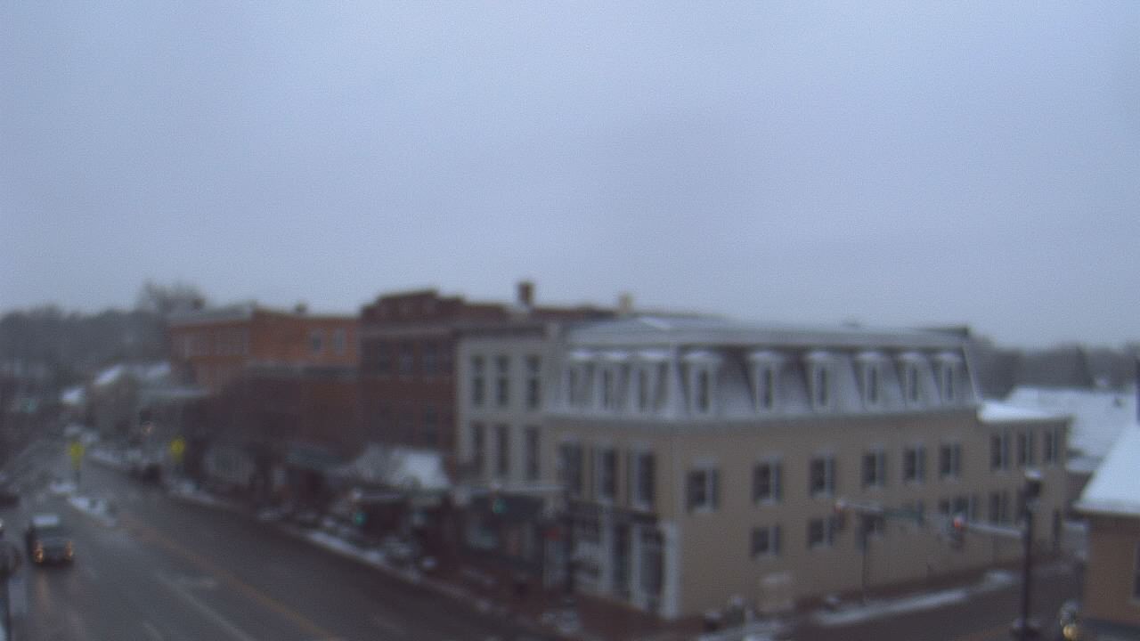 Thumbnail for current weather camera view from LCNB in Lebanon, Ohio