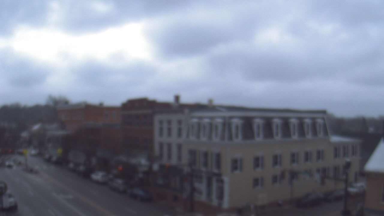 Thumbnail for current weather camera view from LCNB in Lebanon, Ohio