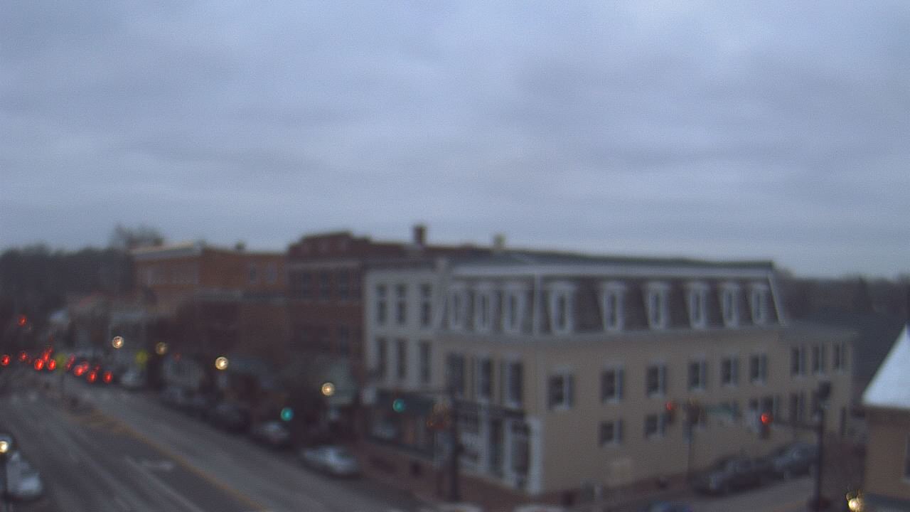 Thumbnail for current weather camera view from LCNB in Lebanon, Ohio