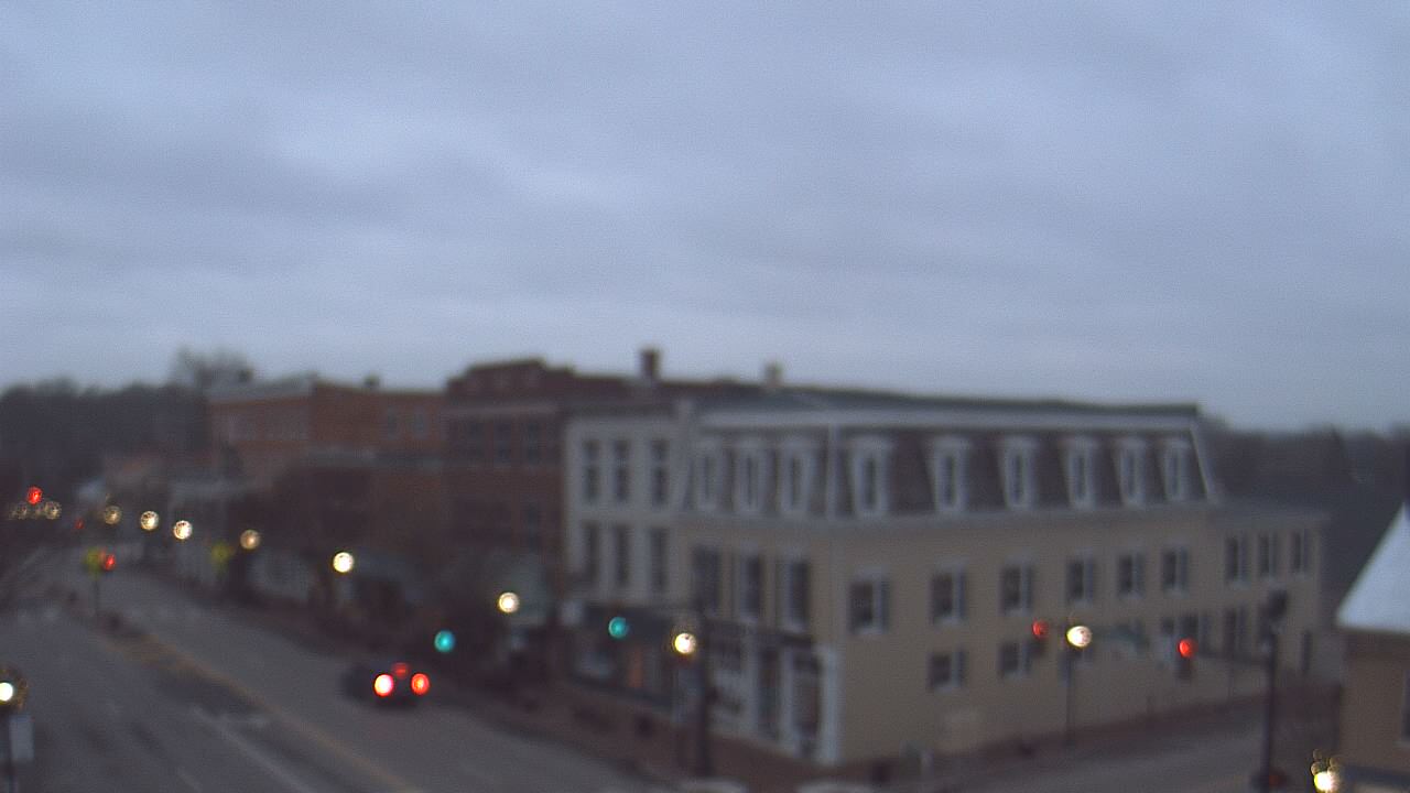 Thumbnail for current weather camera view from LCNB in Lebanon, Ohio