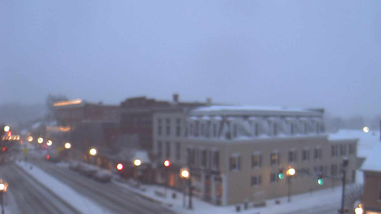 Thumbnail for current weather camera view from LCNB in Lebanon, Ohio