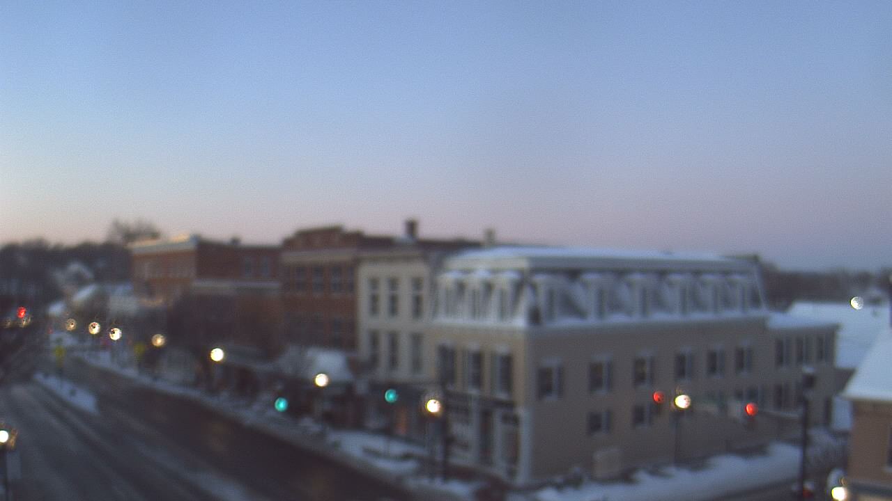 Thumbnail for current weather camera view from LCNB in Lebanon, Ohio